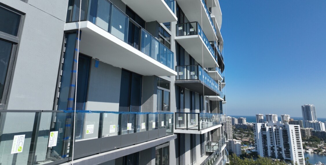 Eco-Guard 1000 Aluminum & Glass Railing System