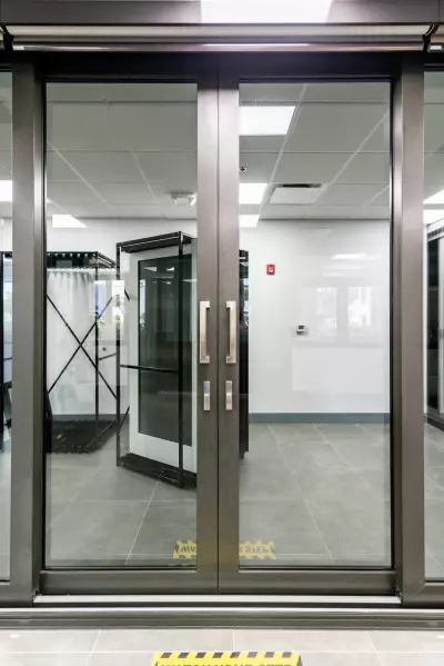 Mr Glass MG-1100 Multitrack Sliding Glass Door (3T / 6P)
