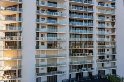 MG-2530 Aluminum & Glass Railing System