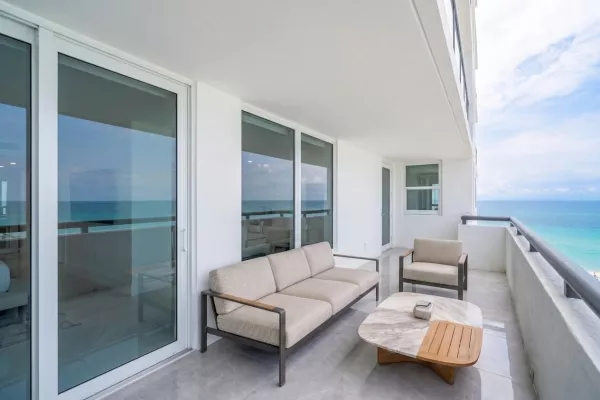 Aventura condo before impact window installation