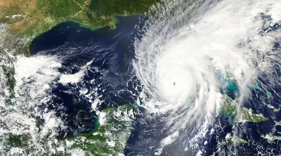 Impact Windows in Cape Coral After Hurricane Ian: Post-Ian Building Code, Product Recommendations, and Insurance Savings